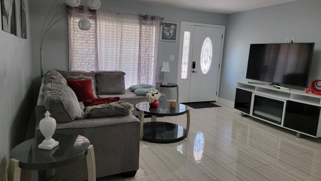Mary'S Luxury House Villa Tampa Buitenkant foto